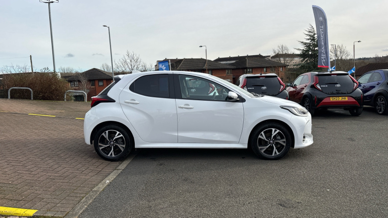 Toyota Yaris 1.5 Hybrid Design 5dr CVT Hybrid Hatchback